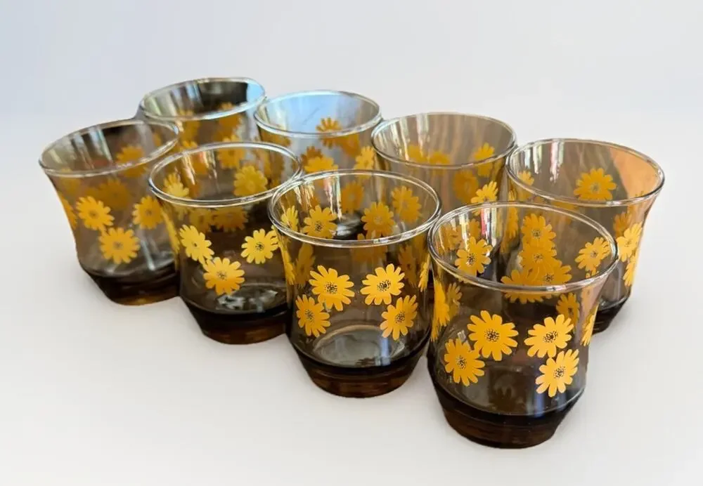 VINTAGE Set Of 8 Libbey Juice Glasses 3” Amber With Yellow Flowers 3545-66